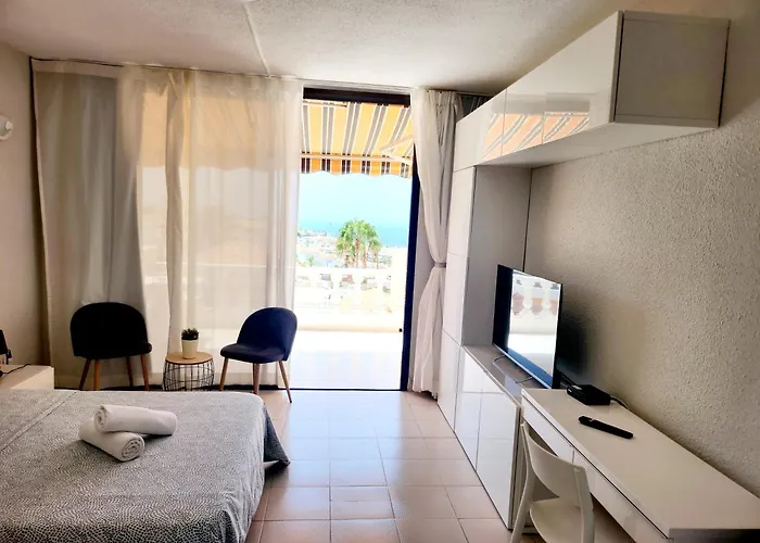 Paradise Court Costa Adeje (Tenerife)