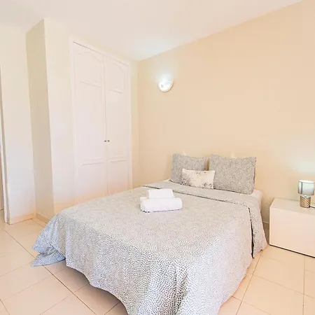 Appartement Paradise Court *